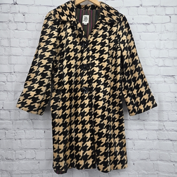 ivy jane Jackets & Blazers - Ivy Jane Houndstooth Button Office Jacket Coat